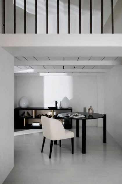 SLOANE bookcase