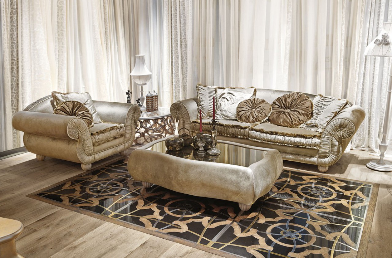 Classic Living Room Luxury Sofas In