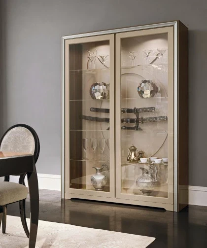 Pregno - living room showcase Opera