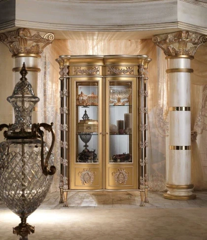 Cappelleti - Living room showcase - Royal collection