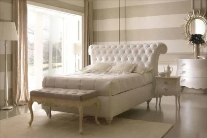 Classic luxury bedroom furniture Monte Napoleone
